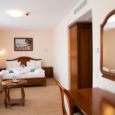 Luxury Hotel Σίοφοκ Εξωτερικό φωτογραφία
