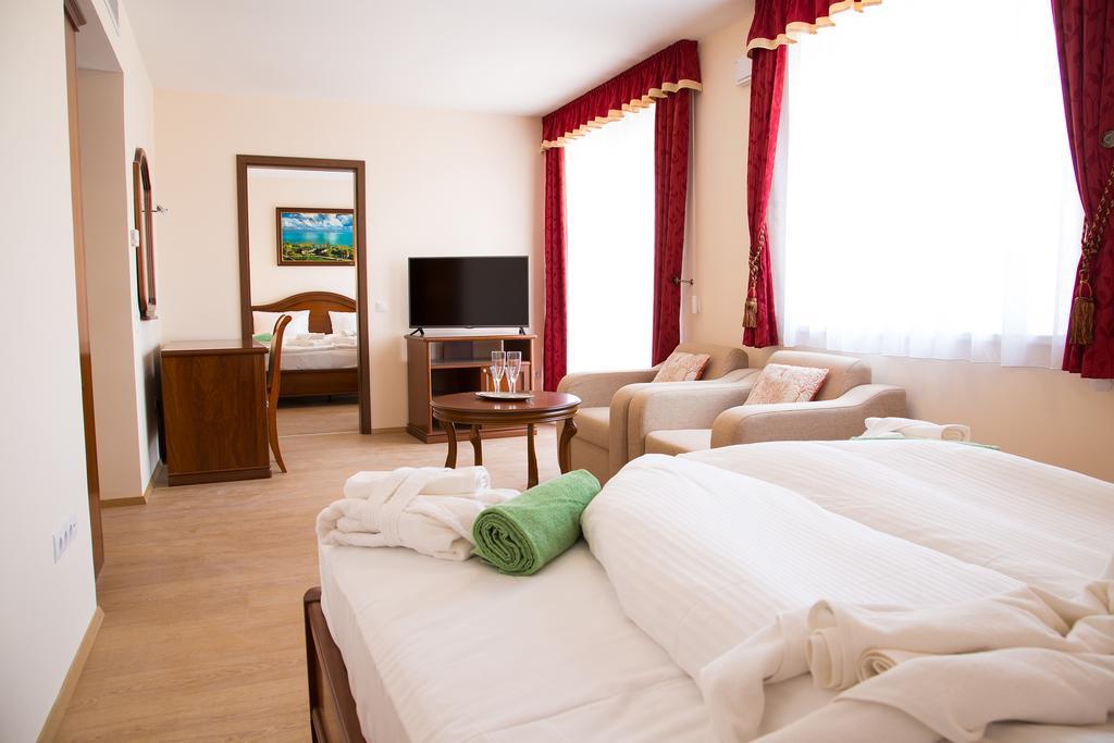 Luxury Hotel Σίοφοκ Δωμάτιο φωτογραφία